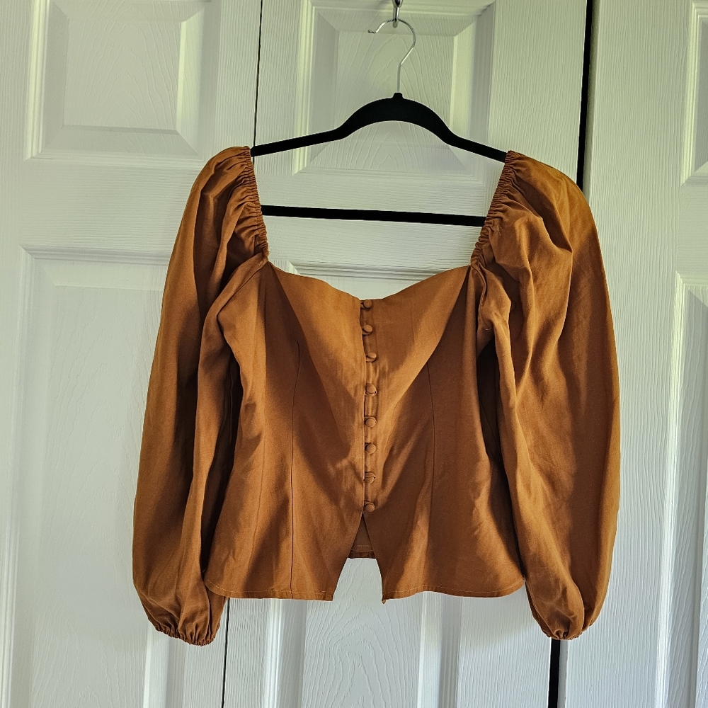 NWOT - Button down top